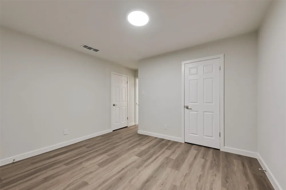 1000 S Mary Street Arlington, TX 76010