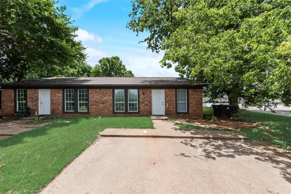 1000 S Mary Street Arlington, TX 76010
