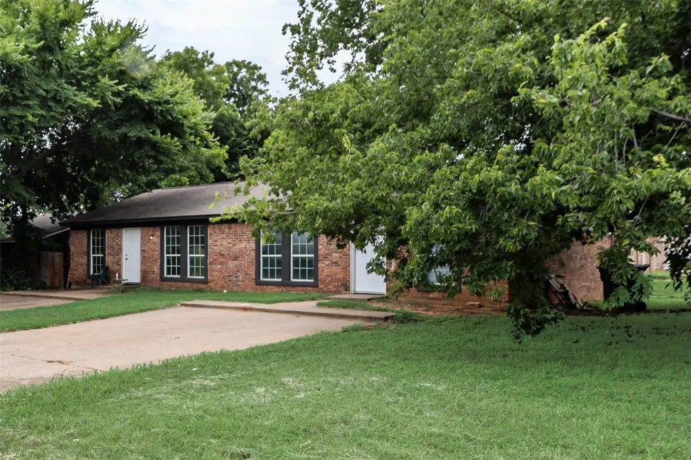 1000 S Mary Street Arlington, TX 76010