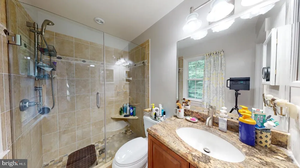 7628 CHANCELLOR WAY Springfield, VA 22153