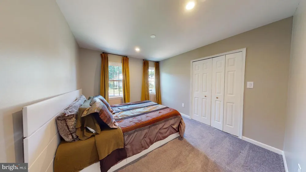 7628 CHANCELLOR WAY Springfield, VA 22153