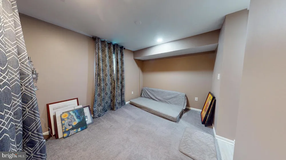 7628 CHANCELLOR WAY Springfield, VA 22153