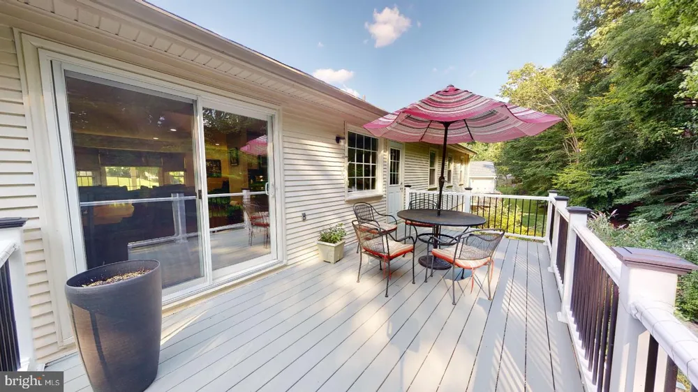 7628 CHANCELLOR WAY Springfield, VA 22153