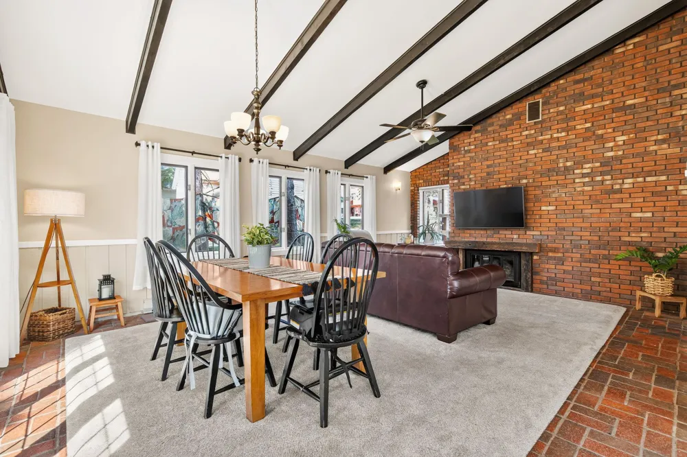 1221 10th Street E Menomonie, WI 54751