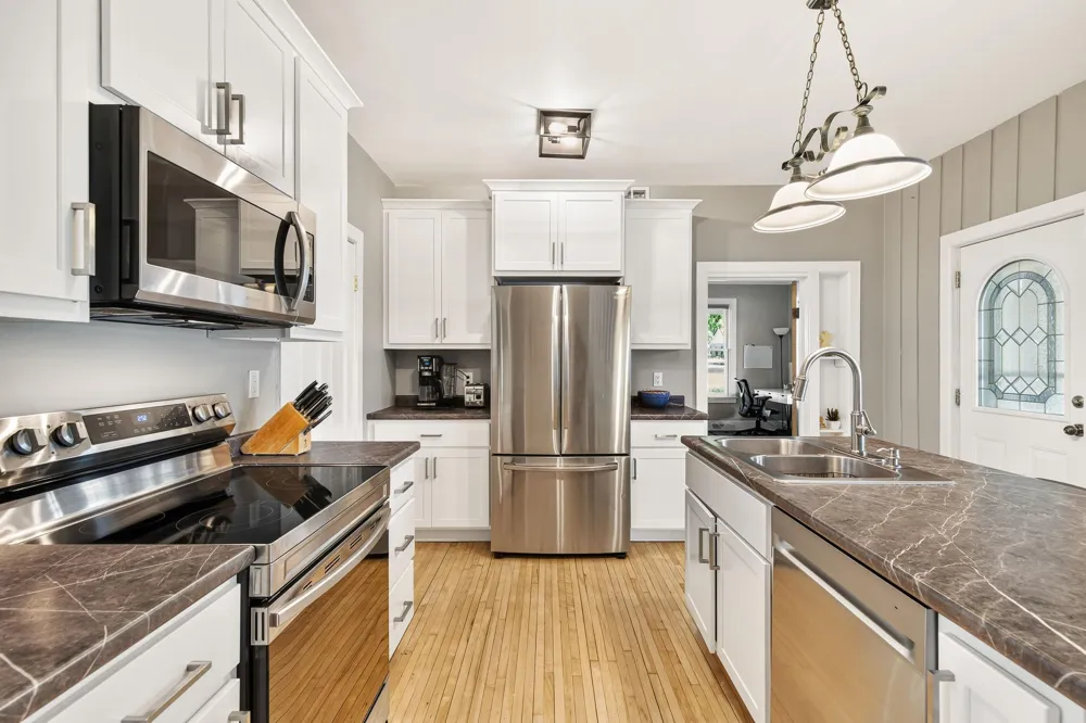 1221 10th Street E Menomonie, WI 54751