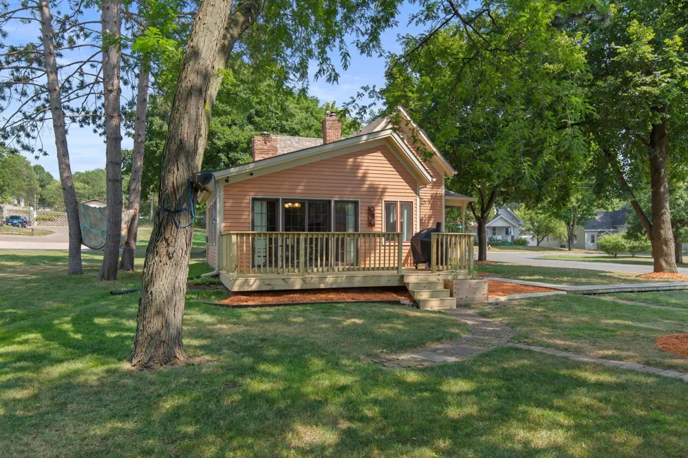 1221 10th Street E Menomonie, WI 54751