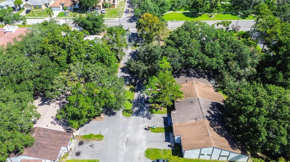 10306 COUNCILS WAY Temple Terrace, FL 33617