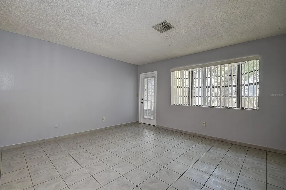 10306 COUNCILS WAY Temple Terrace, FL 33617