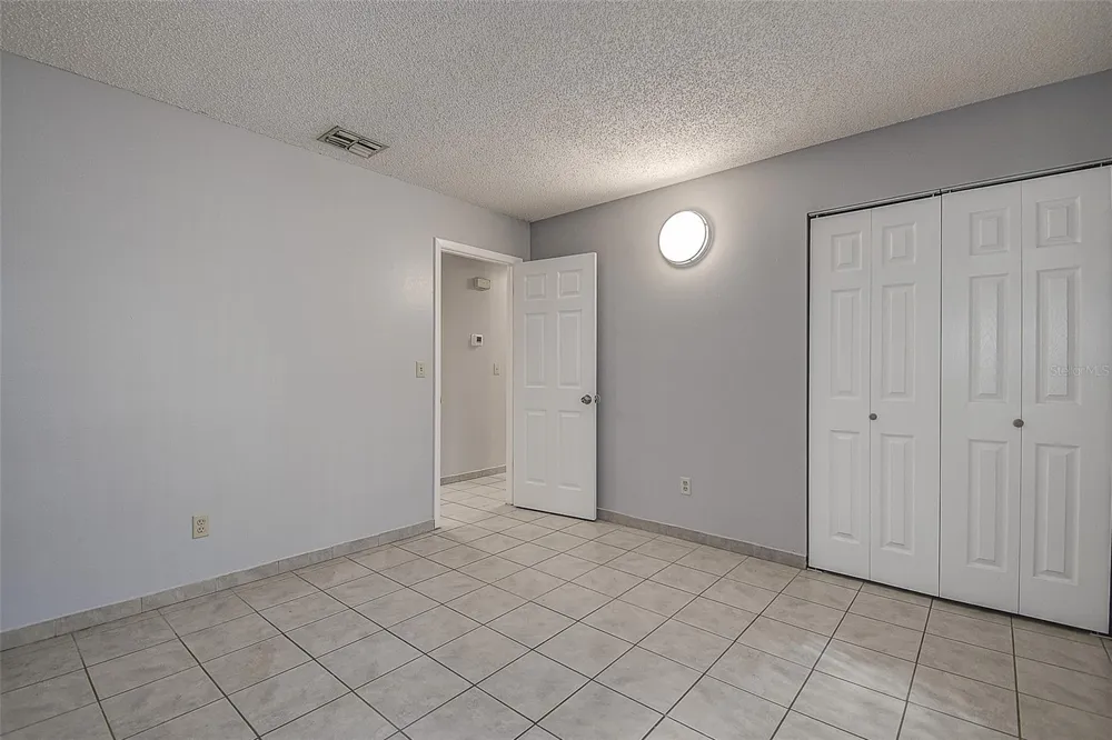 10306 COUNCILS WAY Temple Terrace, FL 33617