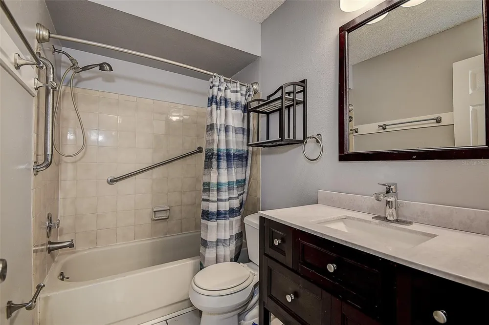 10306 COUNCILS WAY Temple Terrace, FL 33617