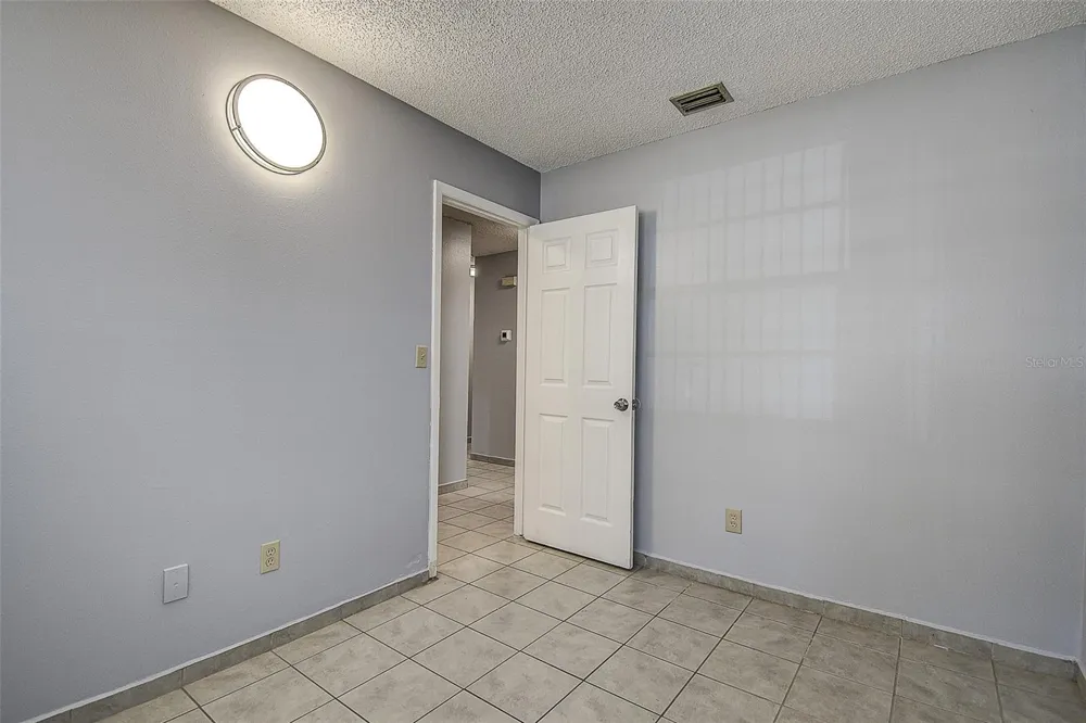 10306 COUNCILS WAY Temple Terrace, FL 33617