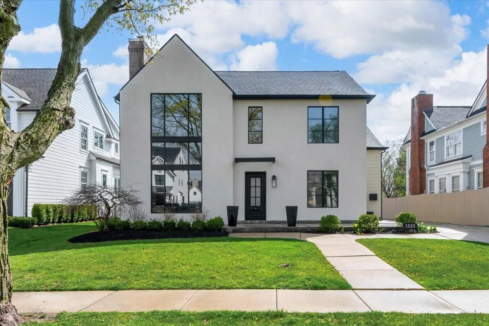 1323 Washington Boulevard Birmingham, MI 48009