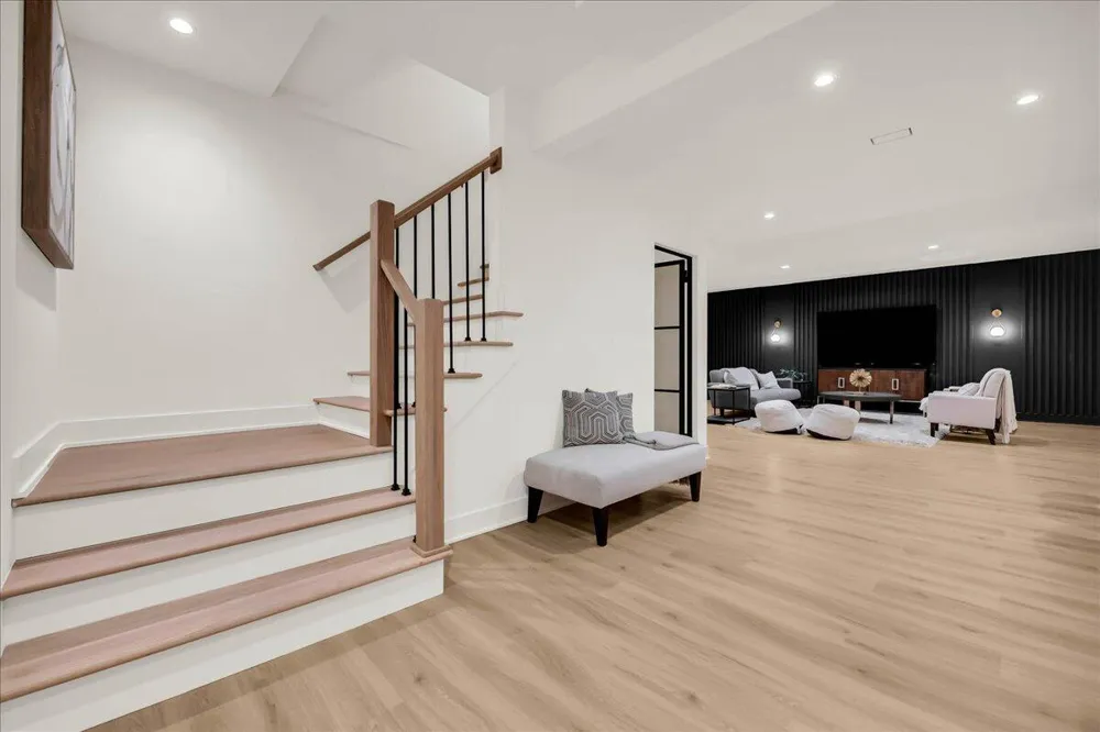 1323 Washington Boulevard Birmingham, MI 48009