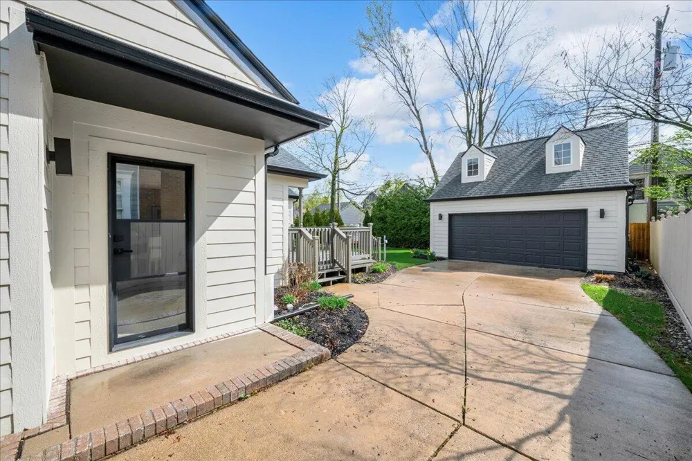 1323 Washington Boulevard Birmingham, MI 48009