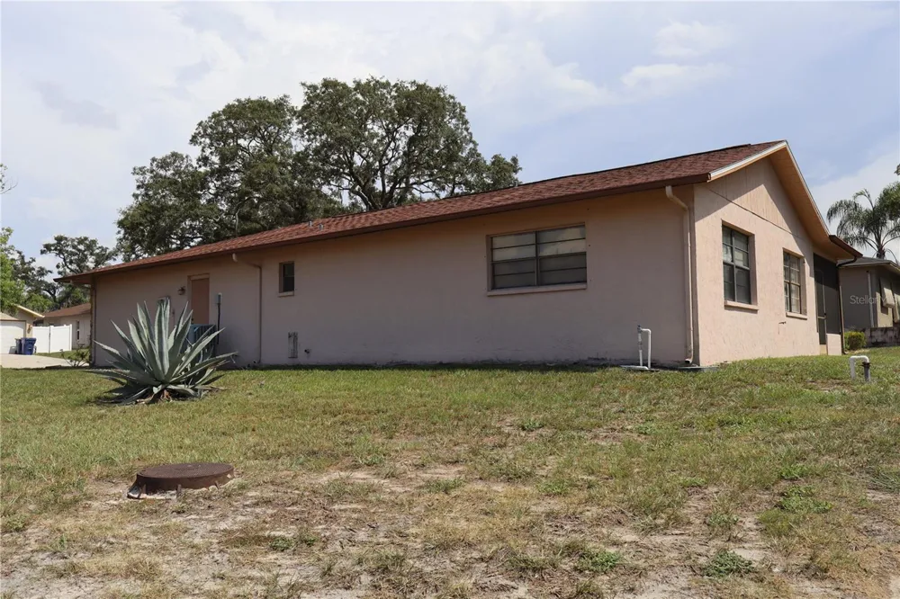 8949 FOREST LAKE DRIVE Port Richey, FL 34668