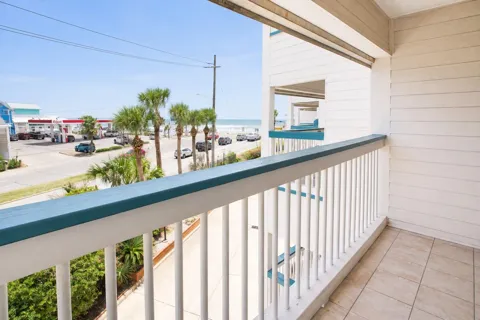 6102 Seawall Boulevard #213