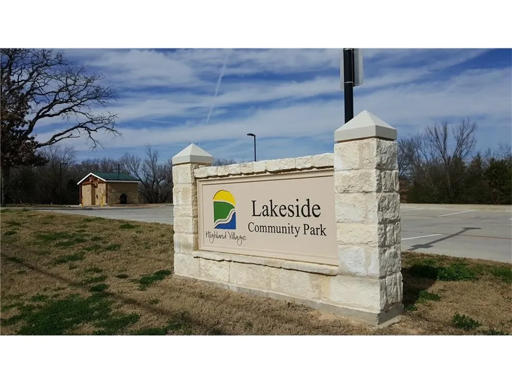 214 Scenic Drive Highland Village, TX 75077