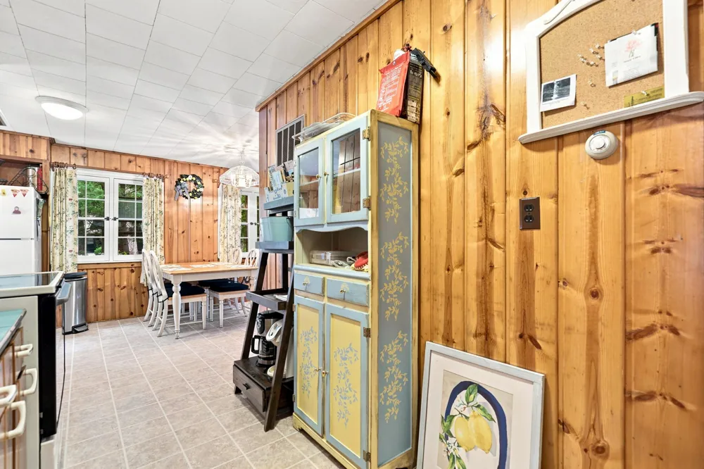 9545 E School Section Lake Drive Morton Township, MI 49332