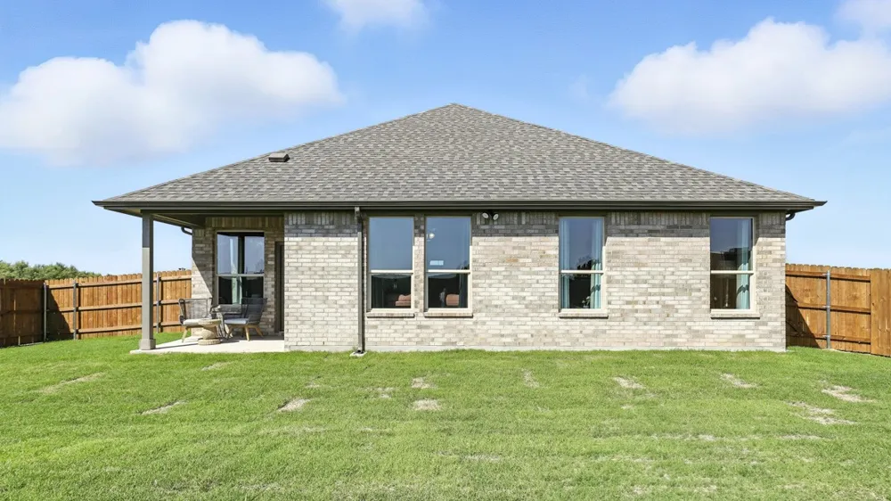 736 SOARING HAWK DRIVE Fort Worth, TX 76008