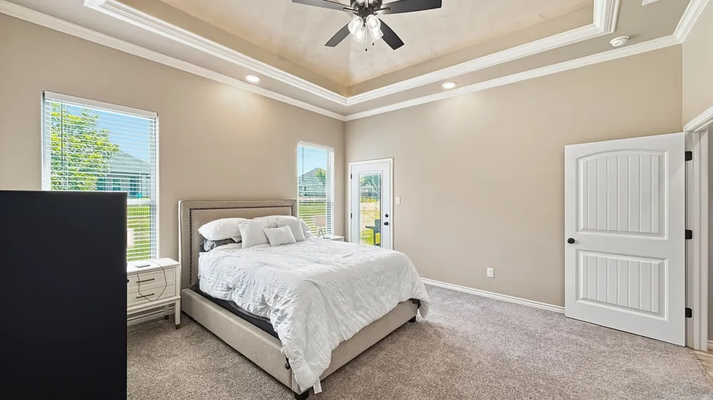 3709 Tremont Lane Granbury, TX 76049