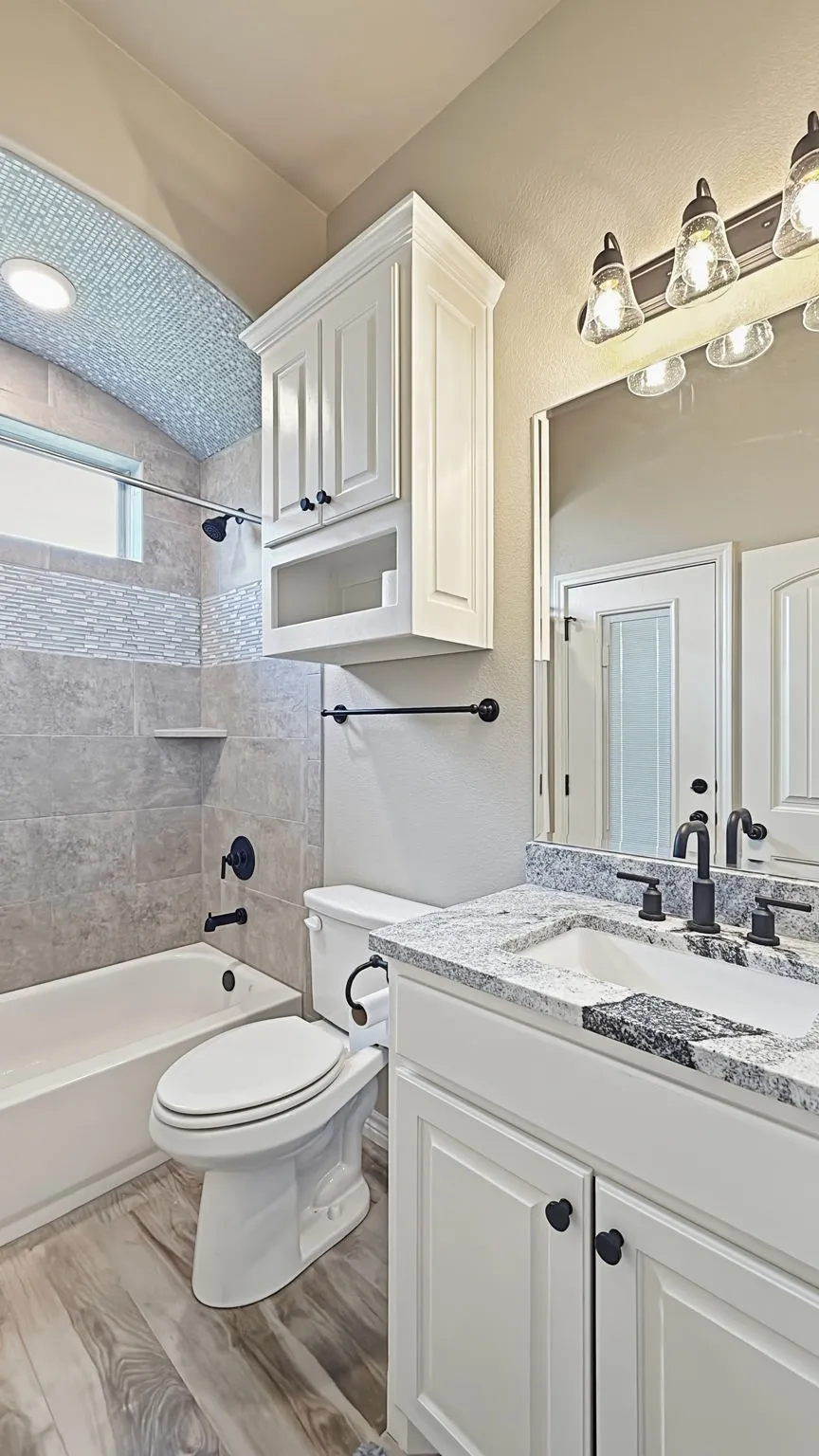 3709 Tremont Lane Granbury, TX 76049