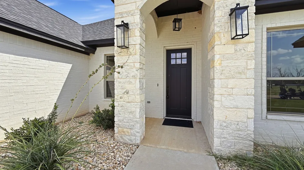 3709 Tremont Lane Granbury, TX 76049