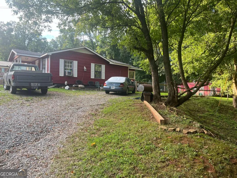 84 Old Tails Creek RD Ellijay, GA 30540