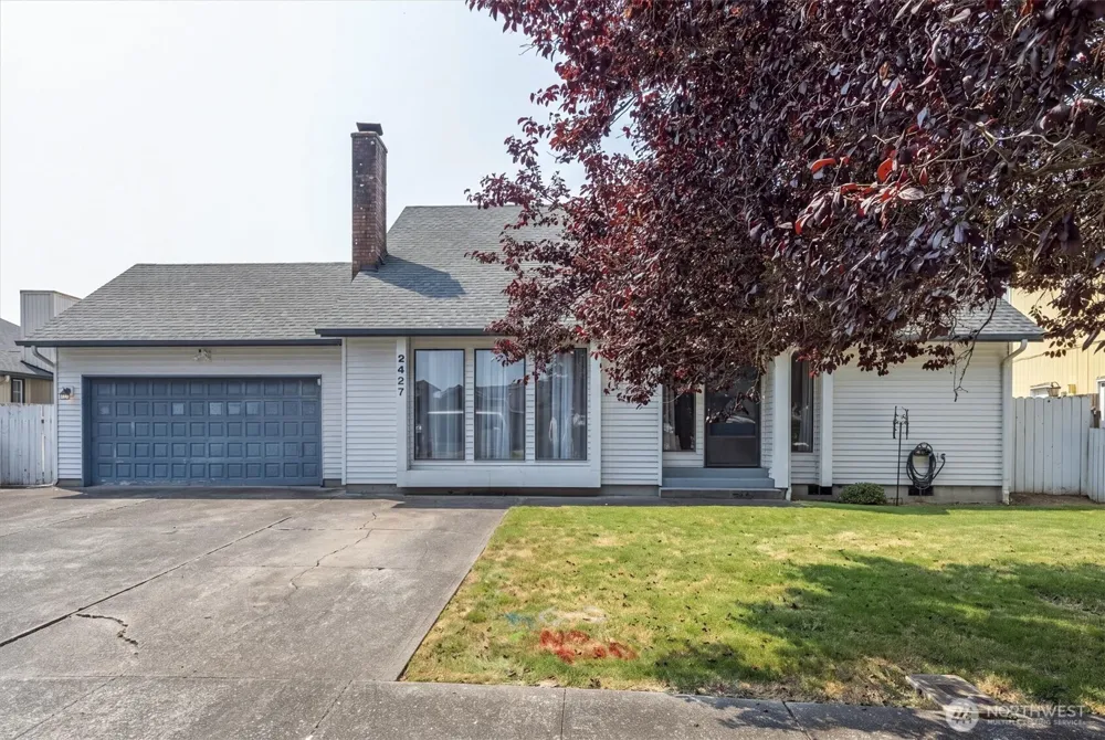 2427 Hickory Avenue Longview, WA 98632