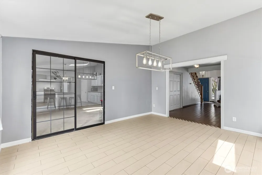 2427 Hickory Avenue Longview, WA 98632