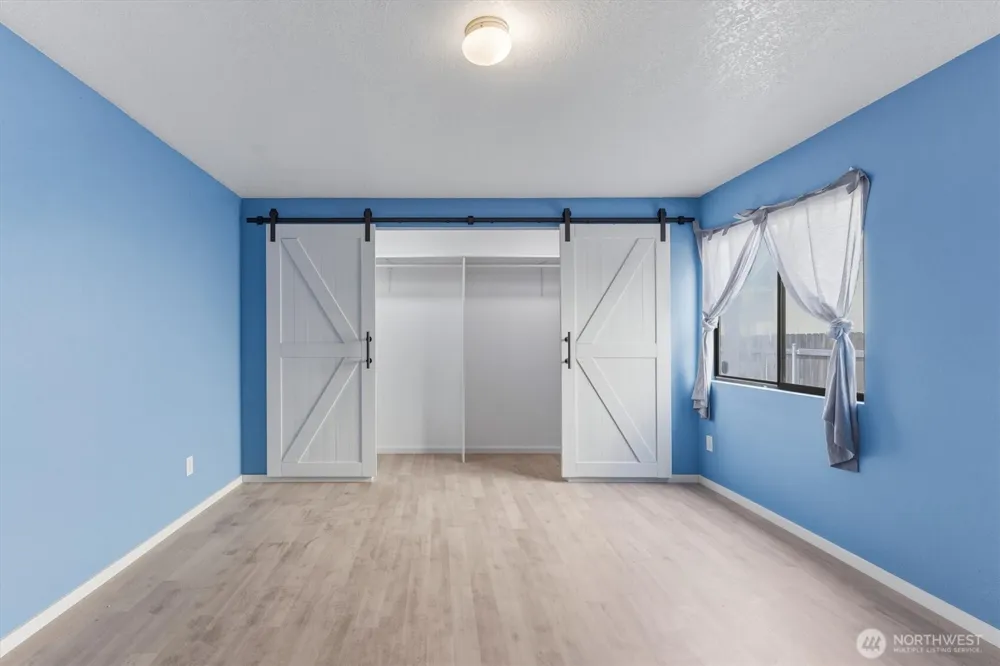 2427 Hickory Avenue Longview, WA 98632