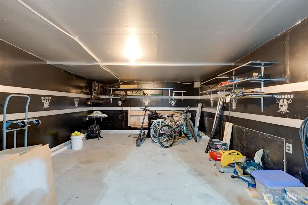 2427 Hickory Avenue Longview, WA 98632