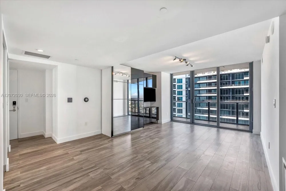 1300 S Miami Ave #4807 Miami, FL 33130