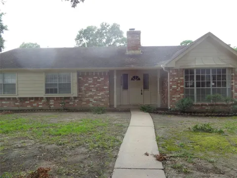 2735 Manila Lane