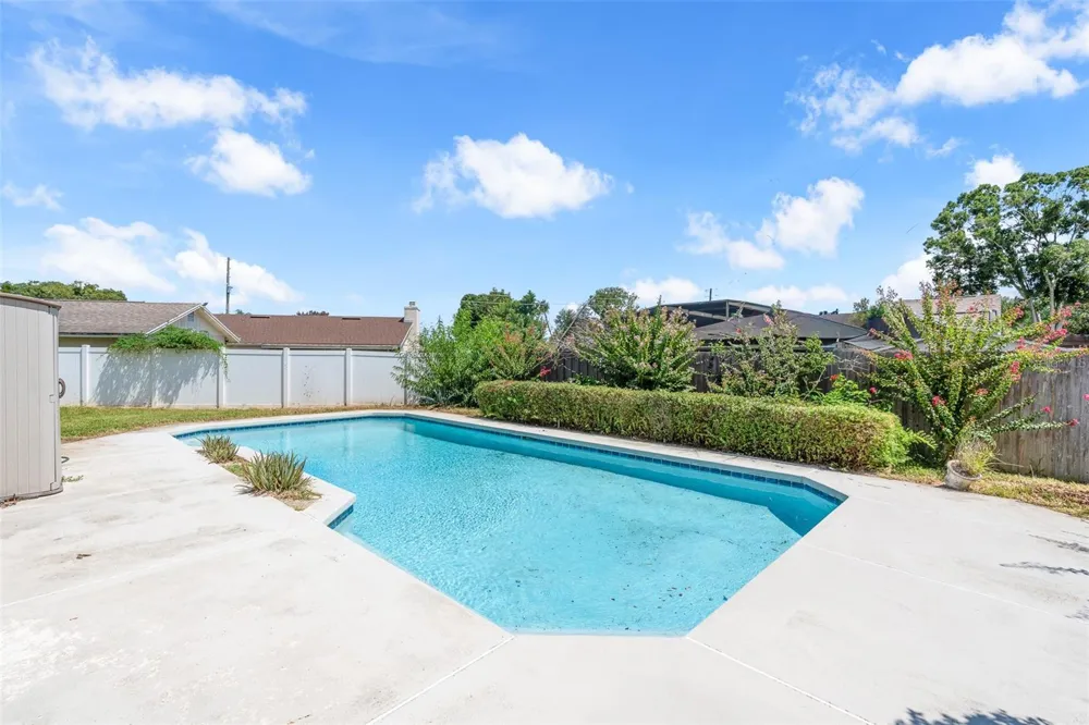 8971 ANGELICA DRIVE Orlando, FL 32836