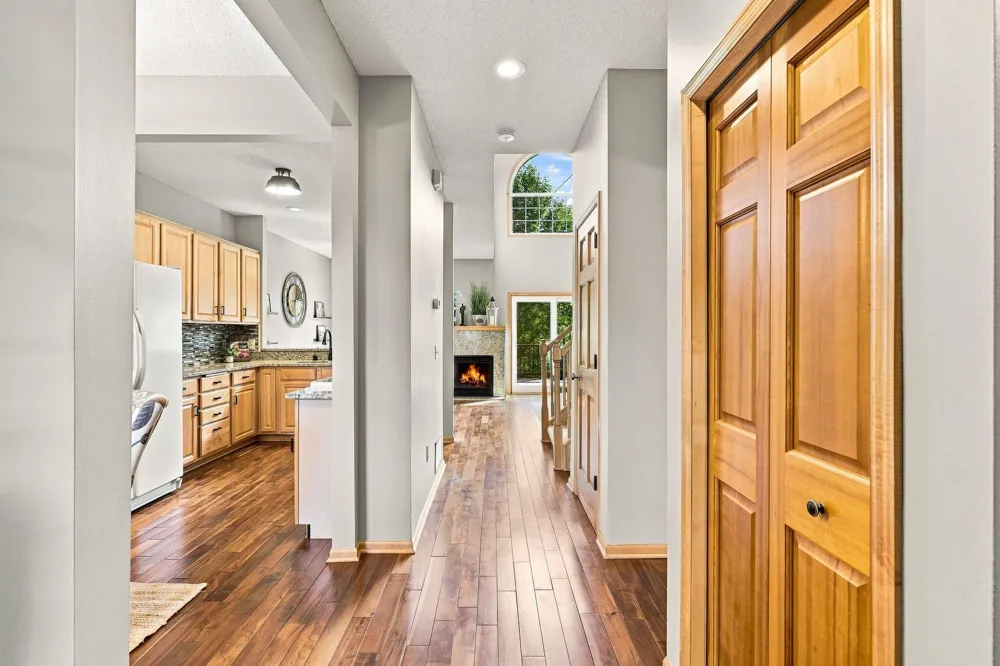 1971 Andrew Court Chanhassen, MN 55317