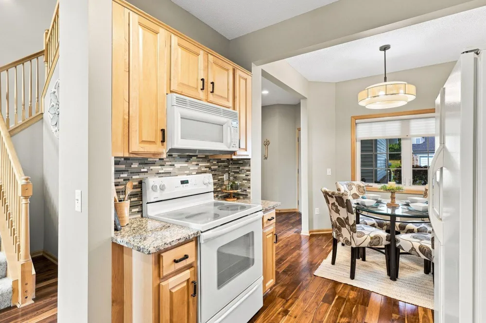 1971 Andrew Court Chanhassen, MN 55317