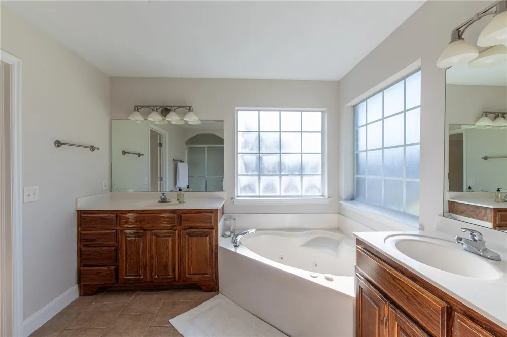 1710 W 118th Street S Jenks, OK 74037