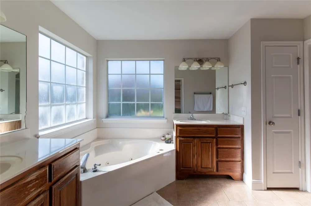 1710 W 118th Street S Jenks, OK 74037