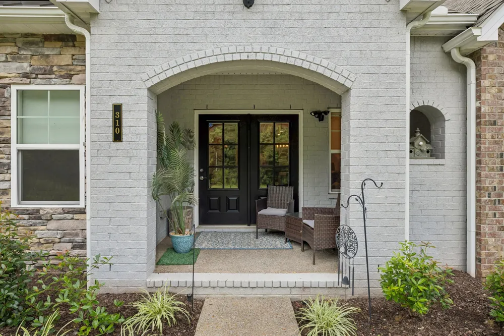 310 Buckner Cir Mount Juliet, TN 37122