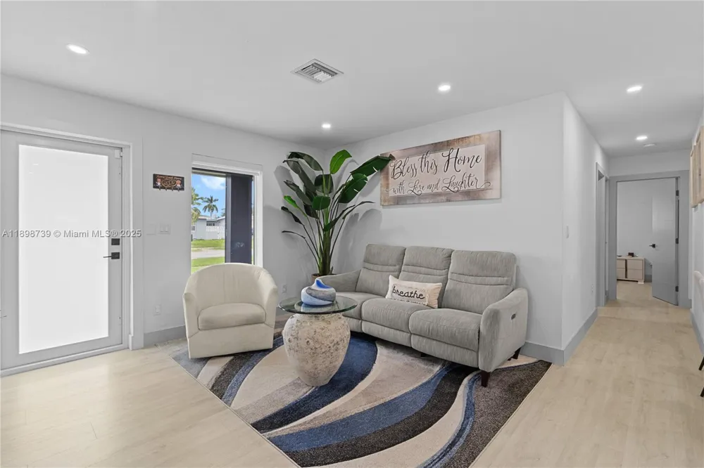 11350 SW 57th St Miami, FL 33173