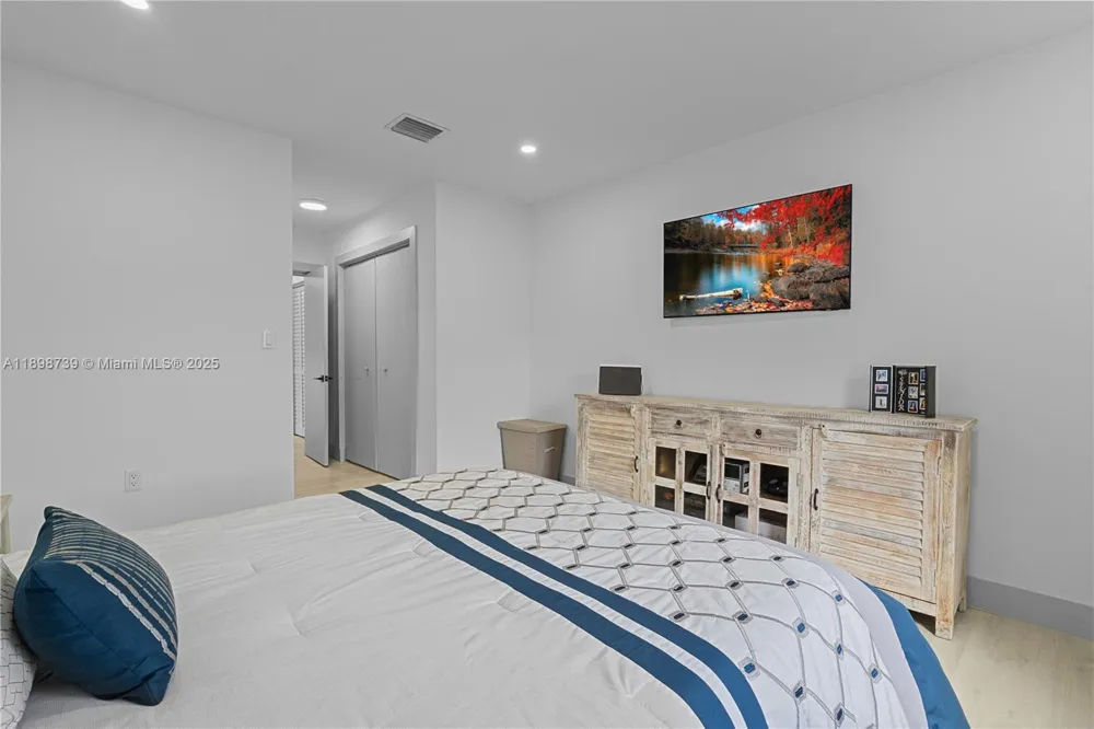 11350 SW 57th St Miami, FL 33173
