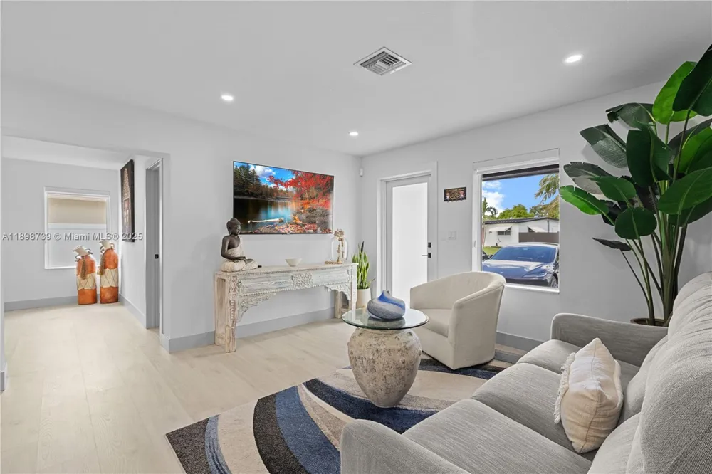 11350 SW 57th St Miami, FL 33173