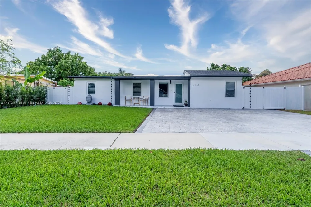 11350 SW 57th St Miami, FL 33173
