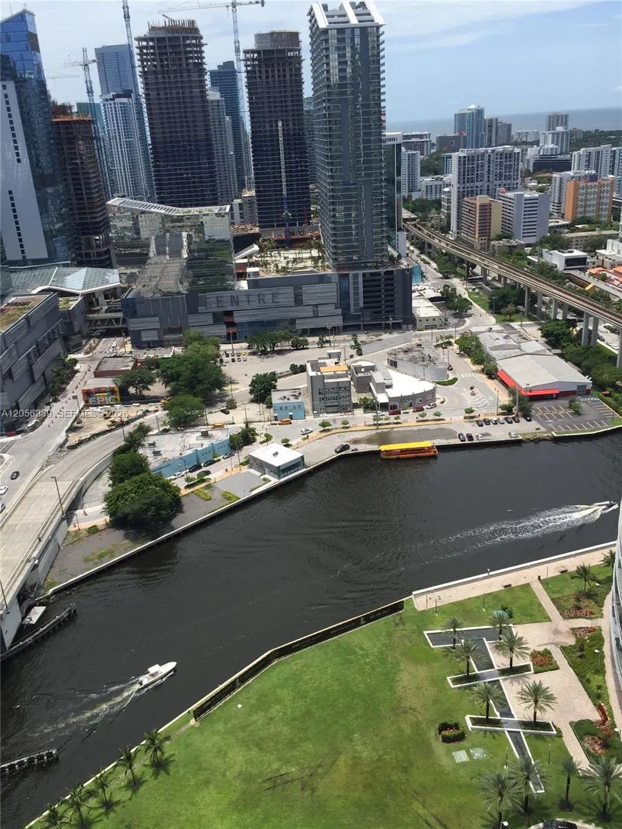 350 S Miami Ave #3612 Miami, FL 33130