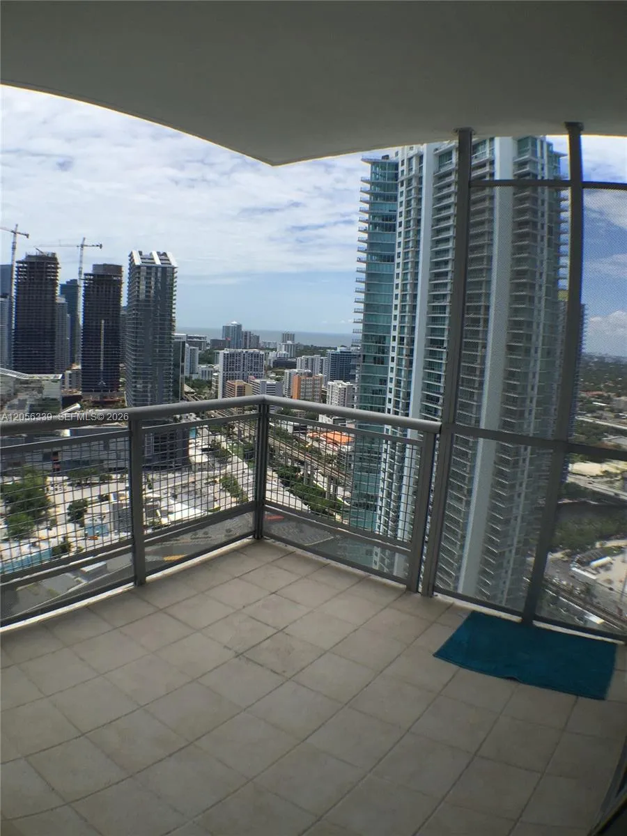 350 S Miami Ave #3612 Miami, FL 33130