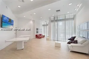 350 S Miami Ave #3612 Miami, FL 33130