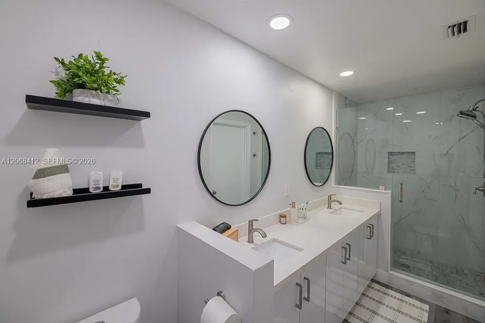 12171 SW 4th St Pembroke Pines, FL 33025