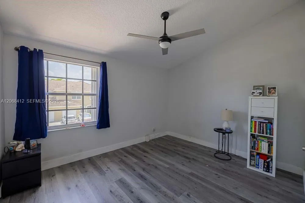 12171 SW 4th St Pembroke Pines, FL 33025