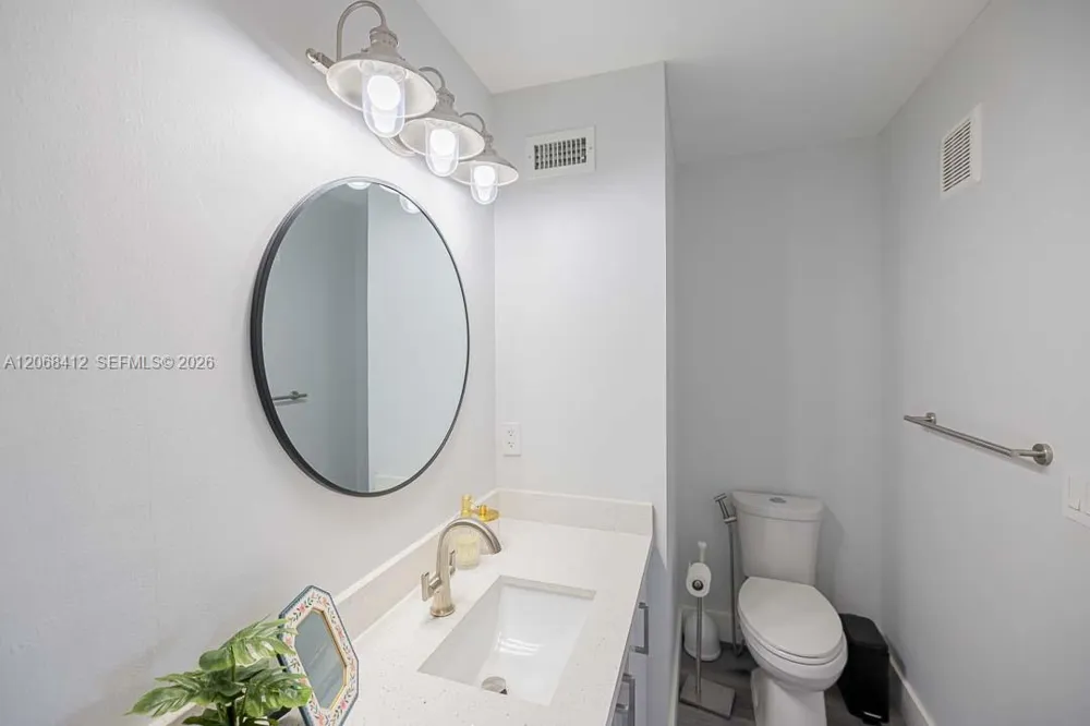 12171 SW 4th St Pembroke Pines, FL 33025