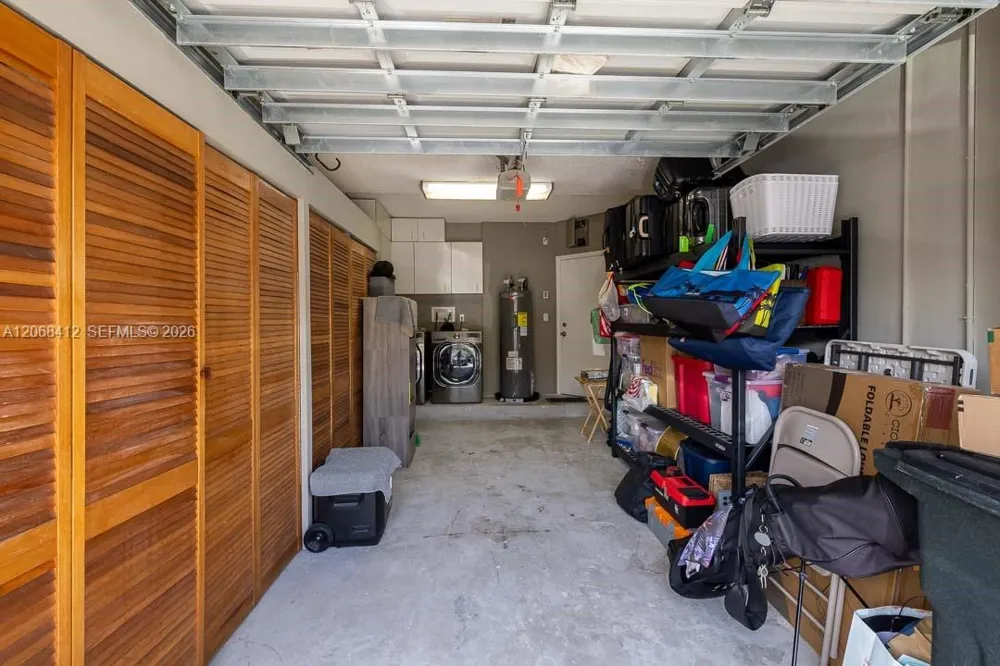 12171 SW 4th St Pembroke Pines, FL 33025